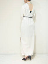 画像をギャラリービューアに読み込む, back open sleeve onepiece