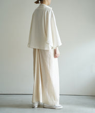 画像をギャラリービューアに読み込む, flared sleeve JK OF
