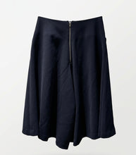 画像をギャラリービューアに読み込む, flared half pants
